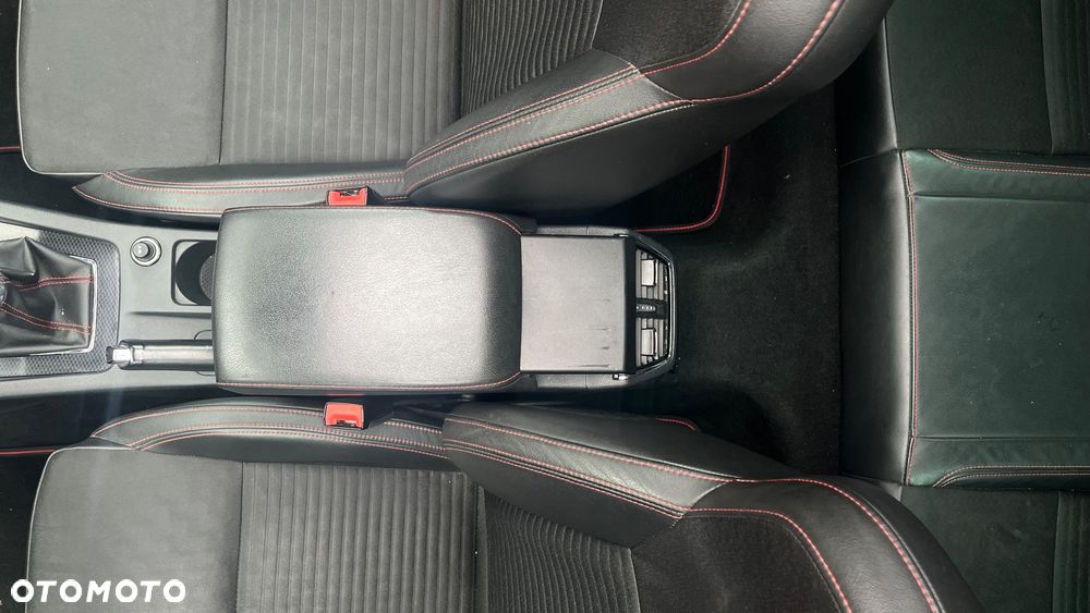 Skoda Octavia 2.0 TDI RS - 21