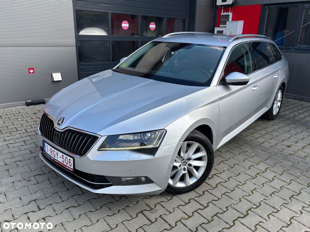 Skoda Superb 2.0 TDI DSG Style - 1