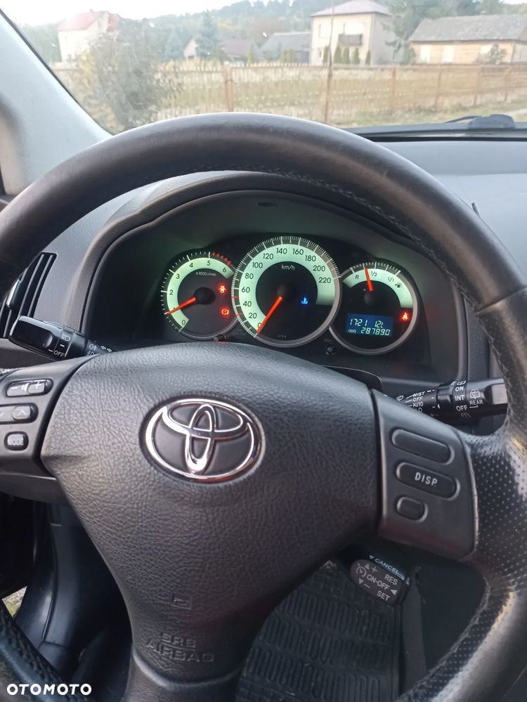 Toyota Corolla 2.0 D-4D Luna - 7