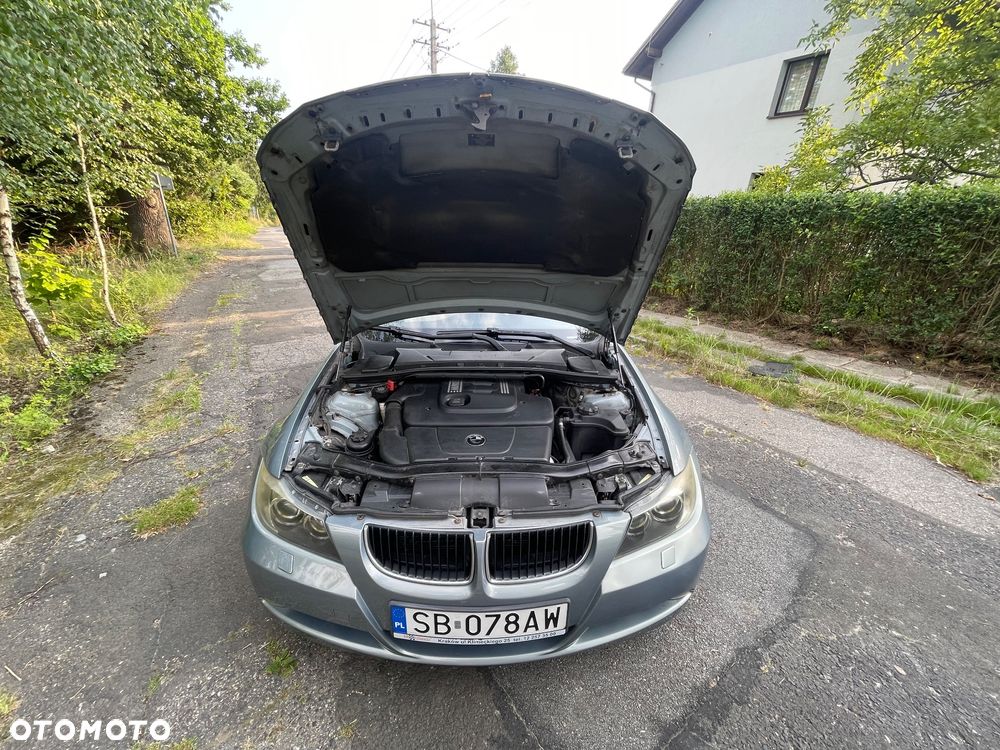 BMW Seria 3 320d - 14