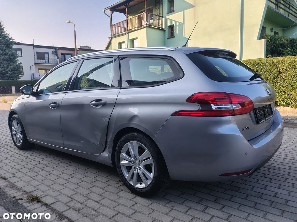 Peugeot 308 - 6