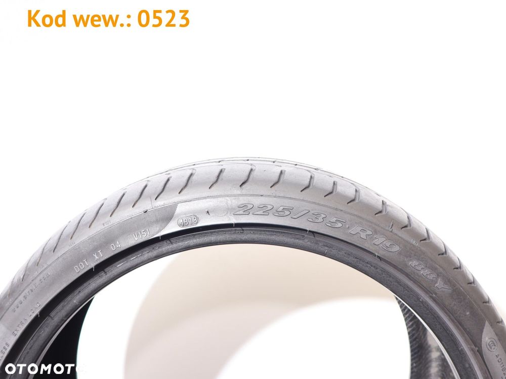 Pirelli P Zero - 225/35 R19 - 4