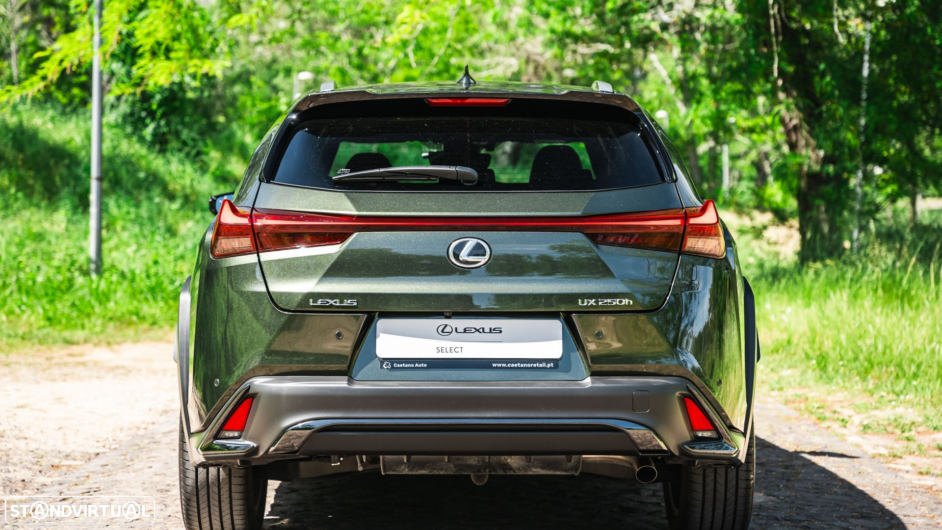 Lexus UX 250h Sport (Ecrã 12.3) - 6