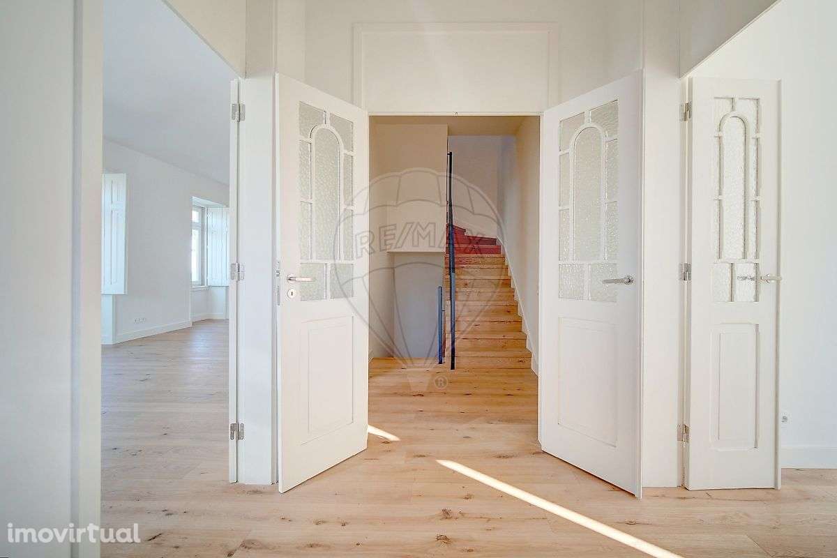 Moradia T5 para venda - Grande imagem: 2/38