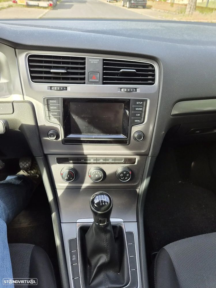 VW Golf 1.6 TDi Trendline - 15