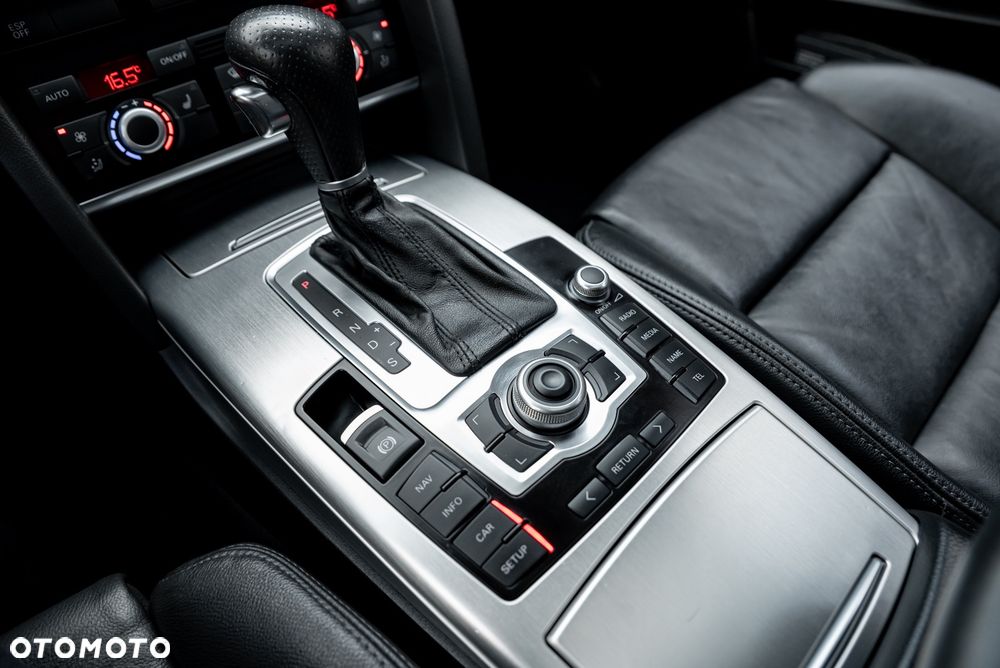 Audi A6 Avant 3.0 TDI DPF quattro tiptronic - 39