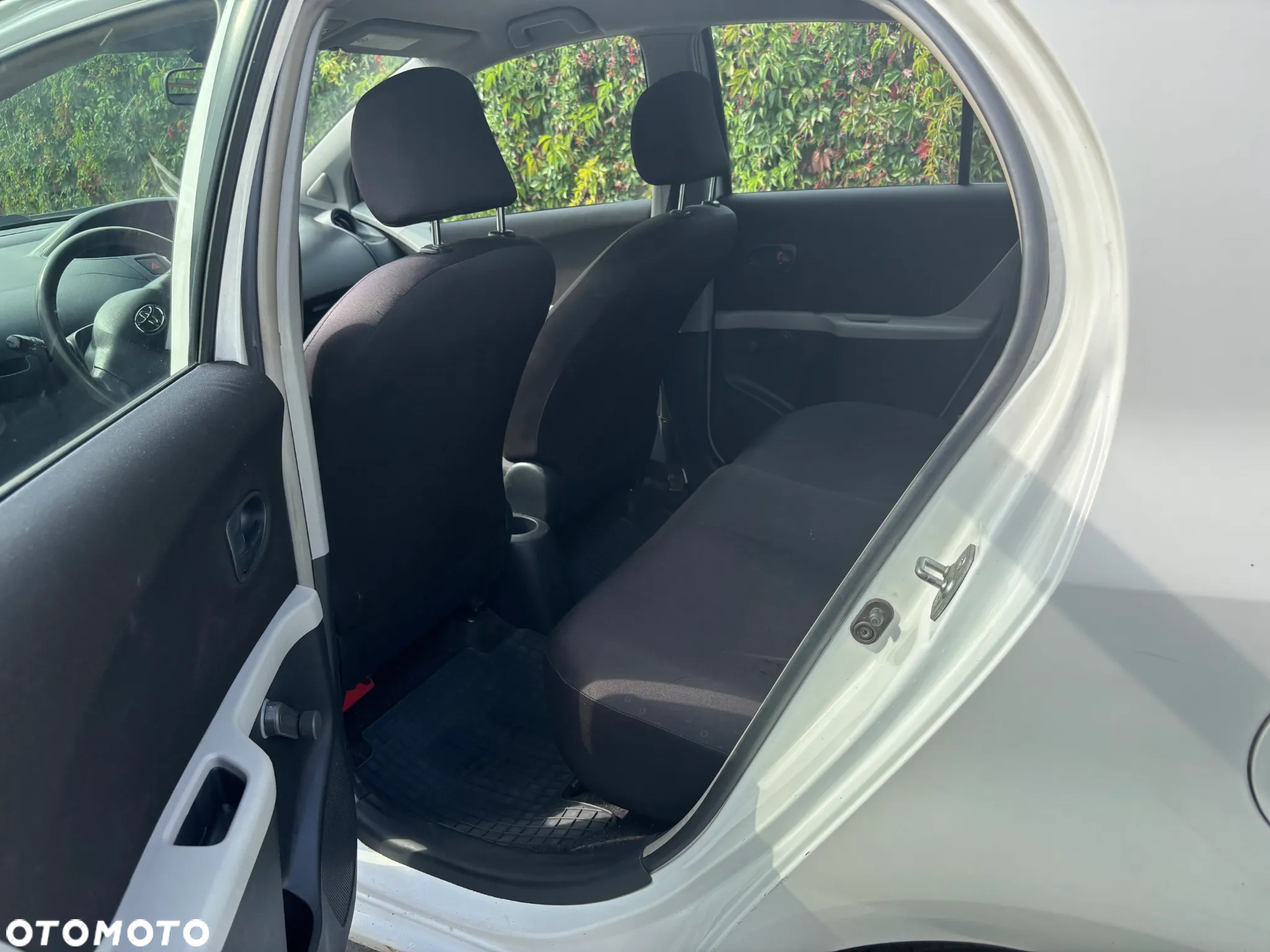 Toyota Yaris - 9