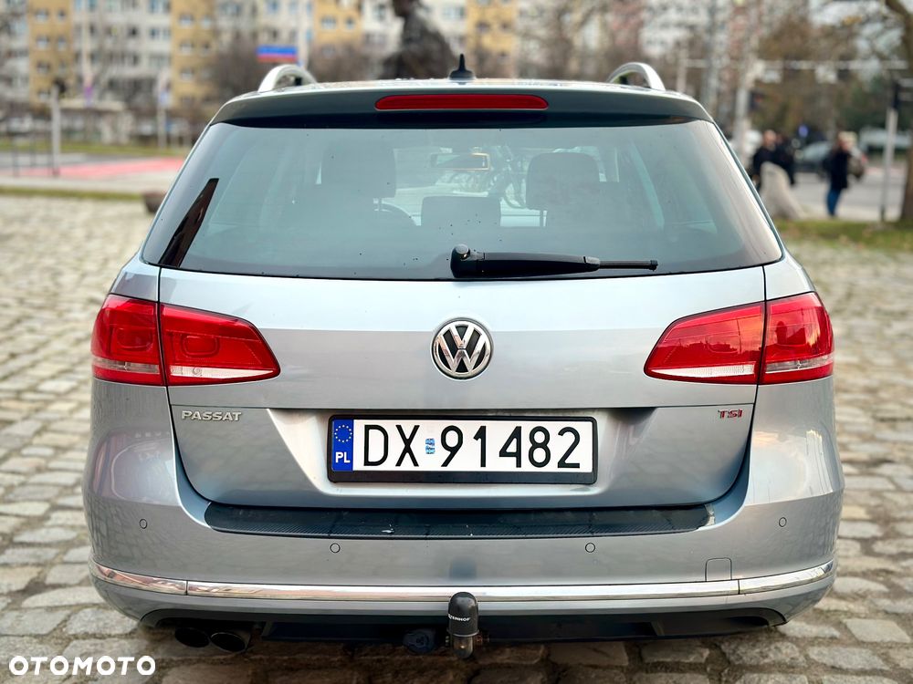 Volkswagen Passat 1.8 TSI Exclusive - 26