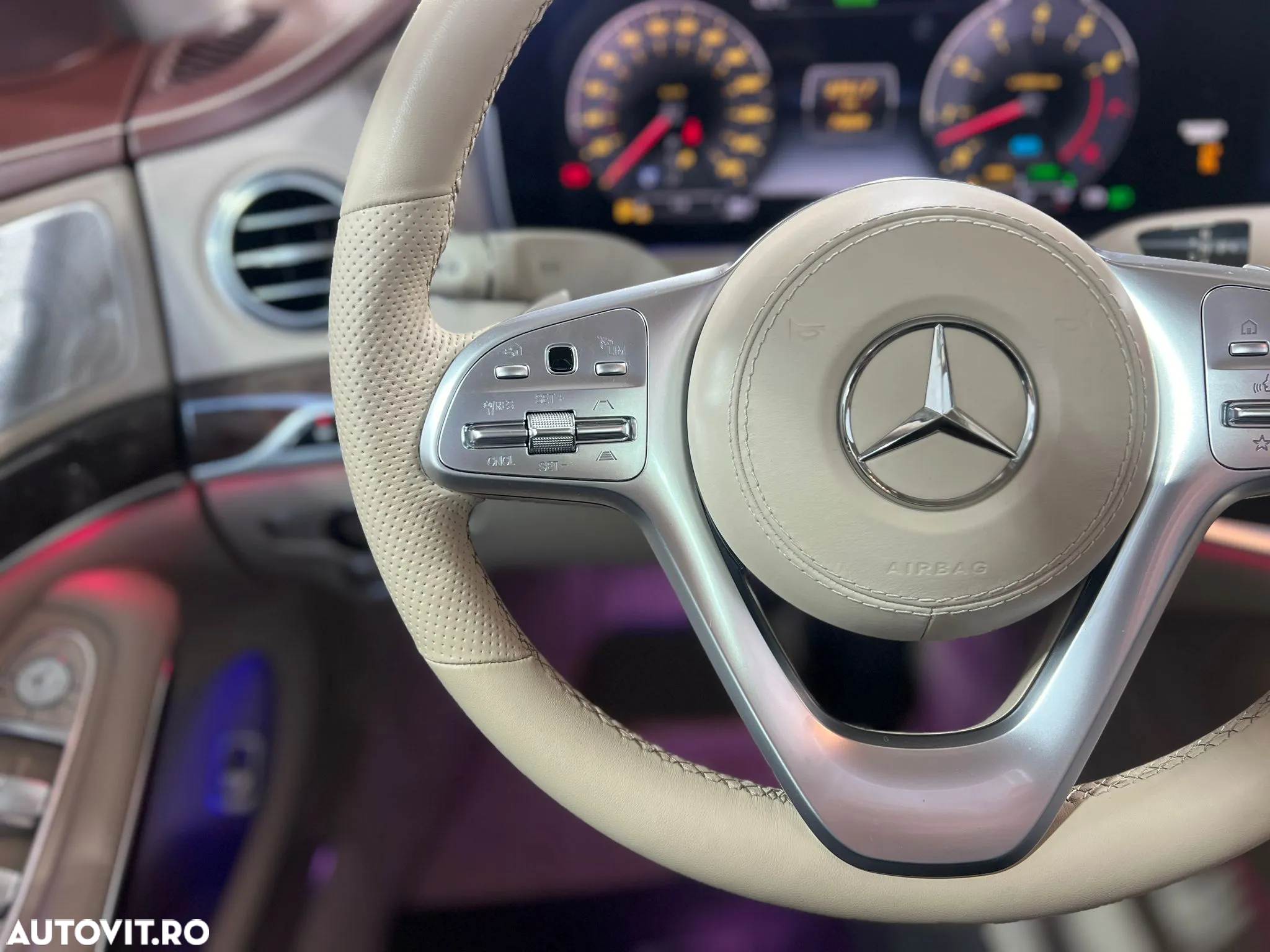 Mercedes-Benz S 450 4Matic 9G-TRONIC EQ Boost - 16