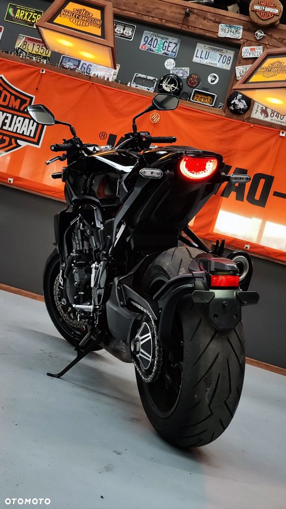 Honda CB - 8