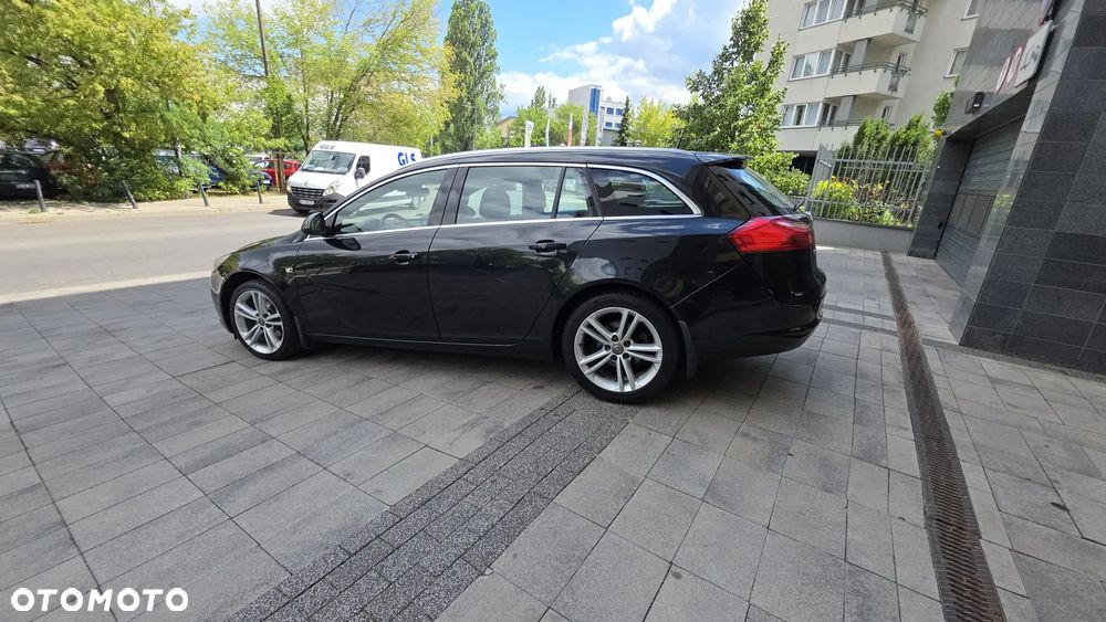 Opel Insignia - 1