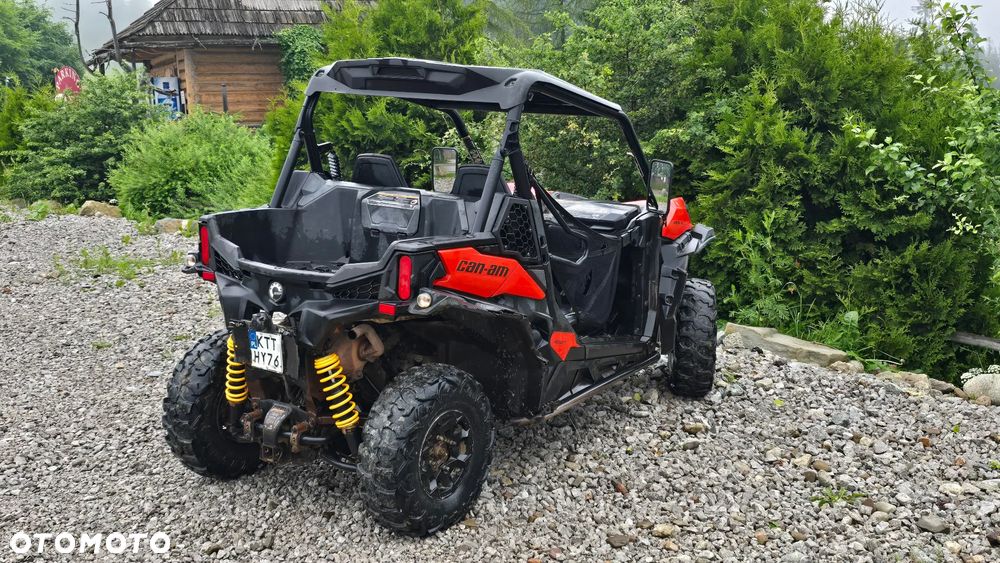 Can-Am Maverick - 2