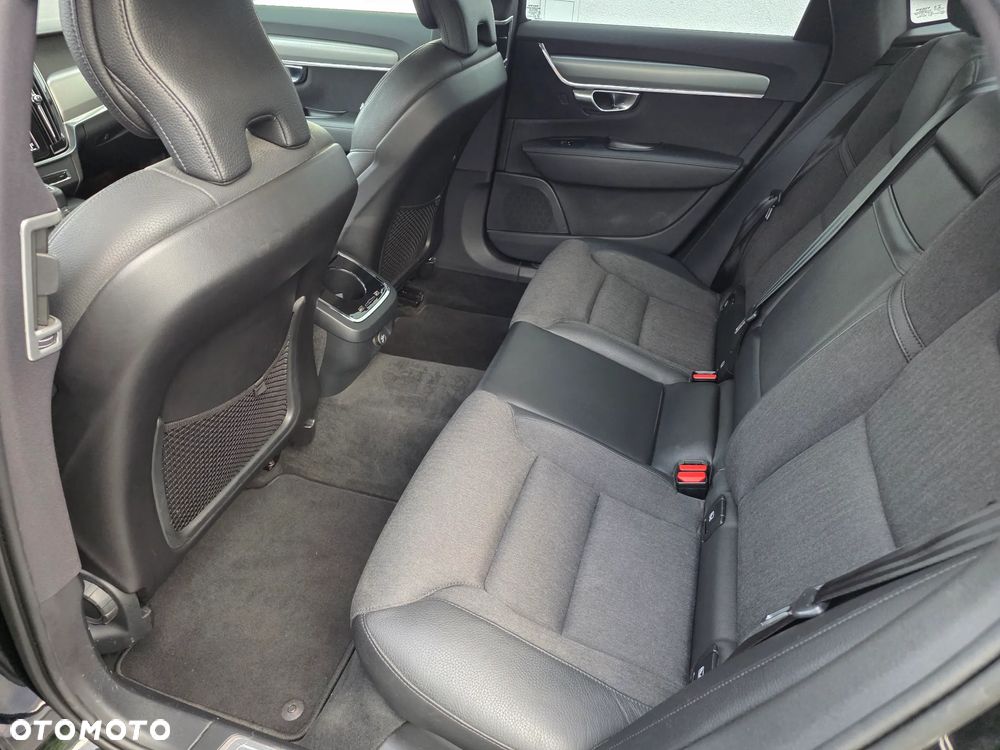 Volvo S90 D4 Momentum - 15