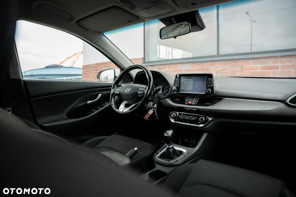 Hyundai i30 1.6 D Style - 29