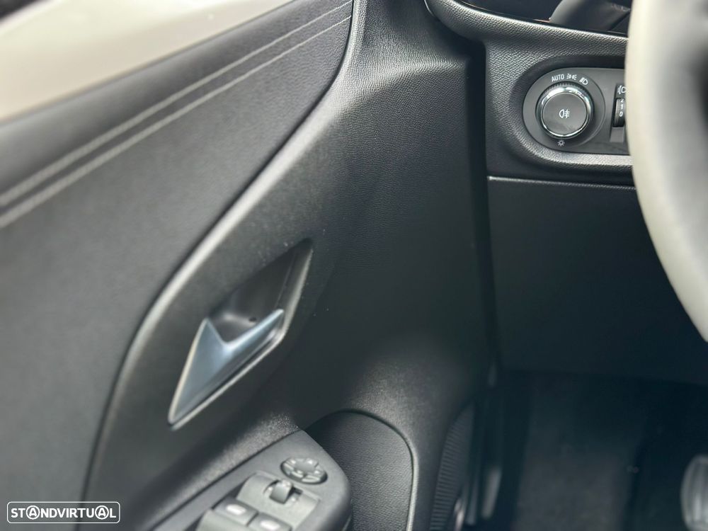 Opel Corsa 1.2 T GS - 27