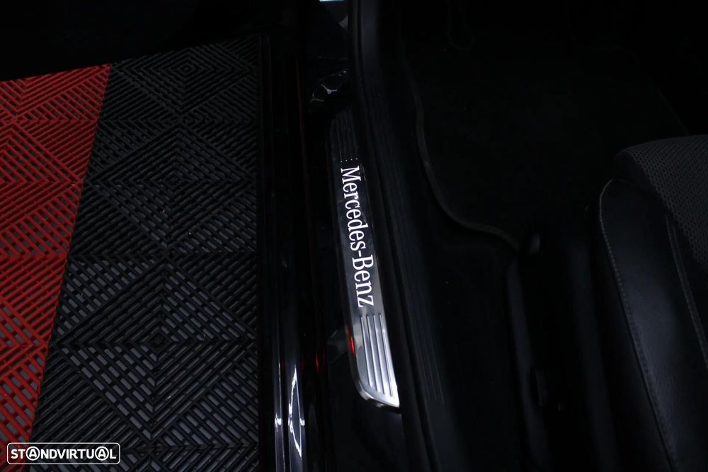 Mercedes-Benz E 300 de AMG Line 4Matic - 9