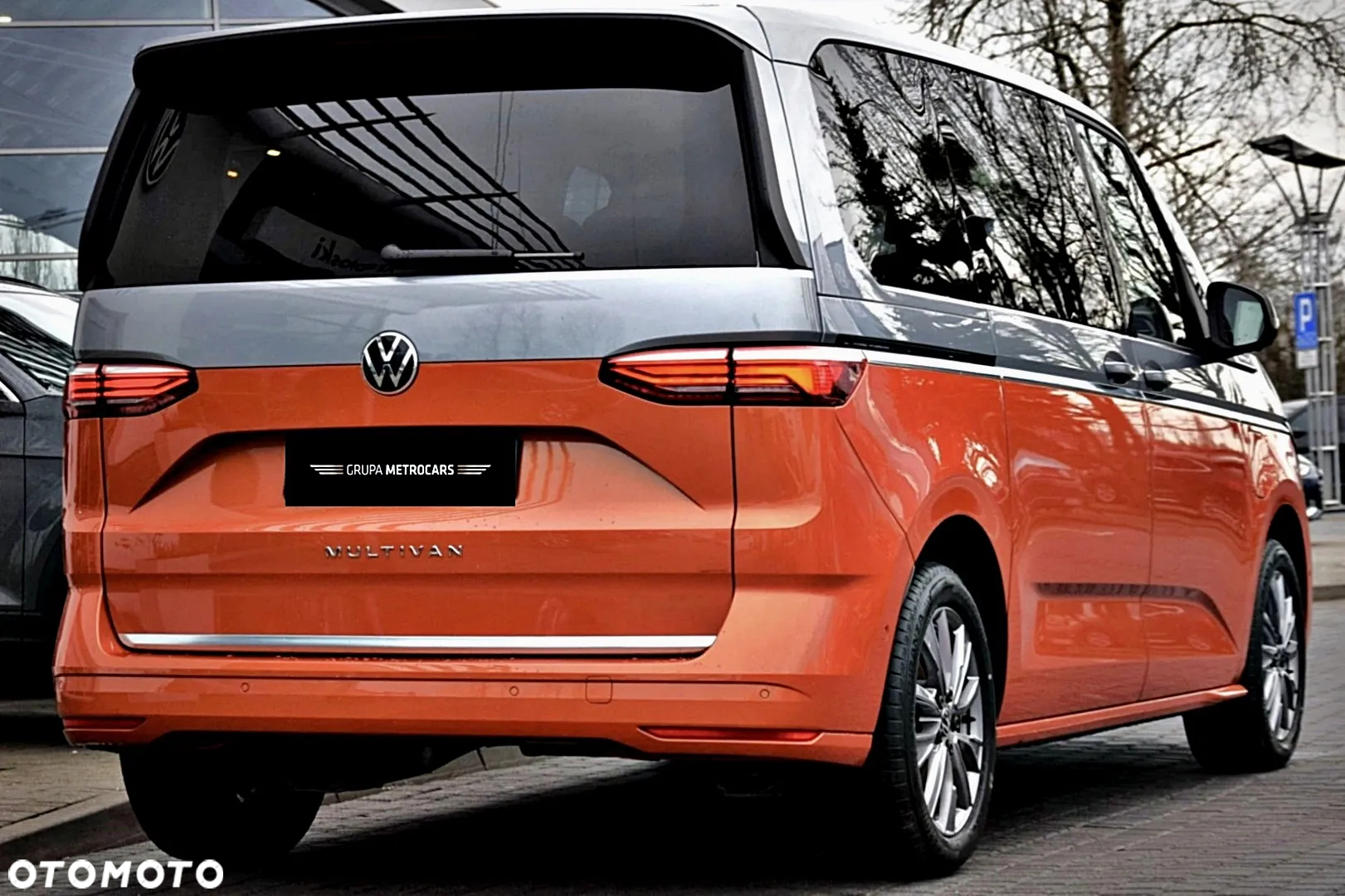 Volkswagen Multivan - 5