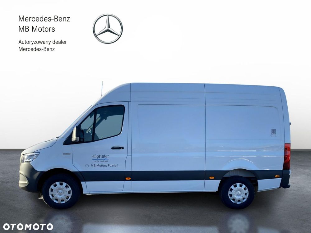 Mercedes-Benz eSprinter - 2