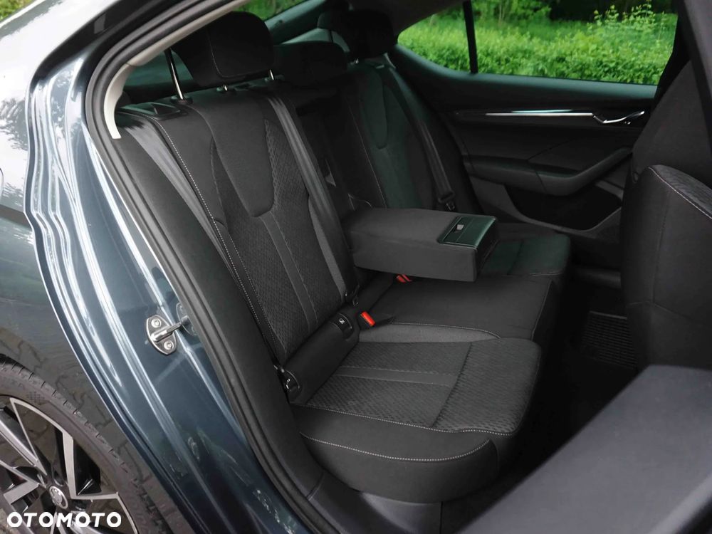 Skoda Octavia 1.5 TSI ACT Style - 19