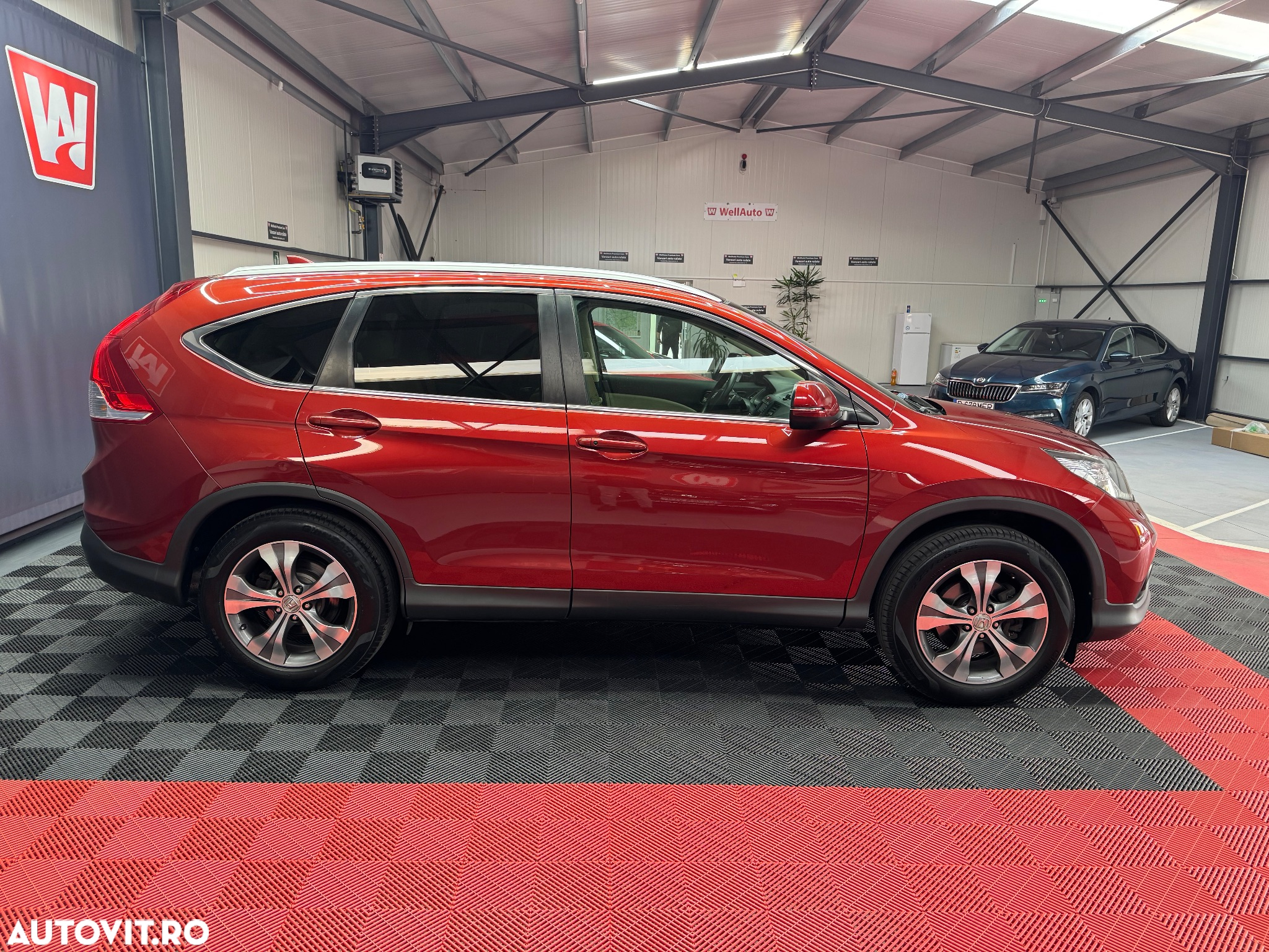 Honda CR-V - 4