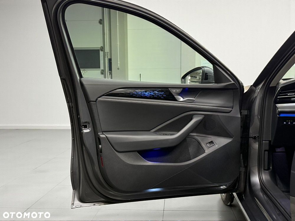 Volkswagen Passat 2.0 TSI Business Plus DSG - 18