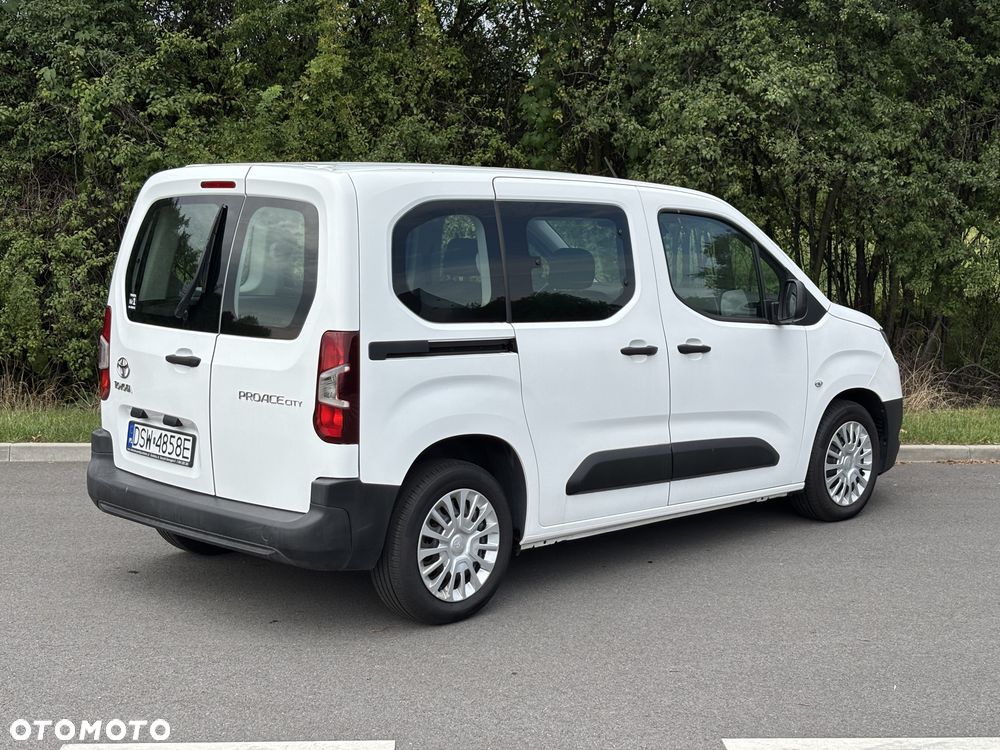Toyota Proace City Verso 1.2 D-4T Family - 2