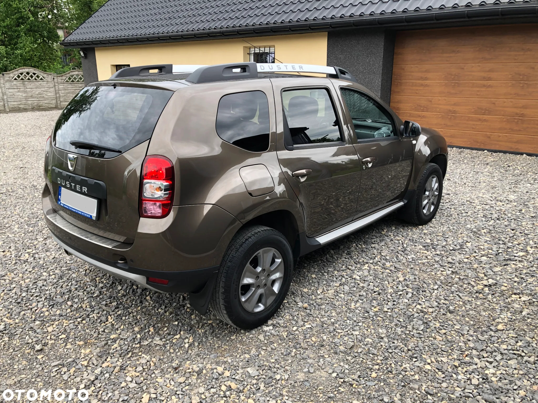 Dacia Duster 1.6 SCe Laureate S&S - 3