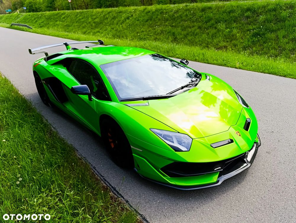 Lamborghini Aventador - 10