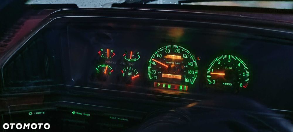 Ford Bronco - 4
