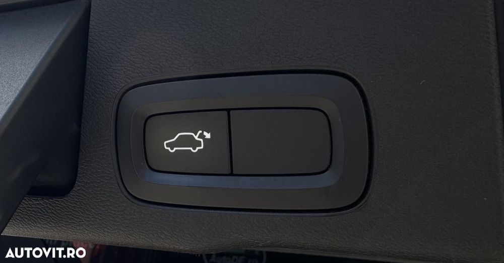 VOLVO XC60 2019 — imagine 22