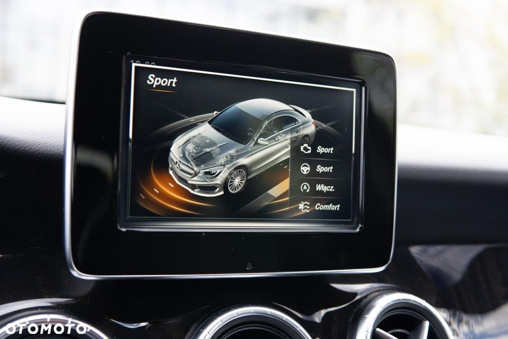 Mercedes-Benz CLA 250 7G-DCT AMG Line - 23