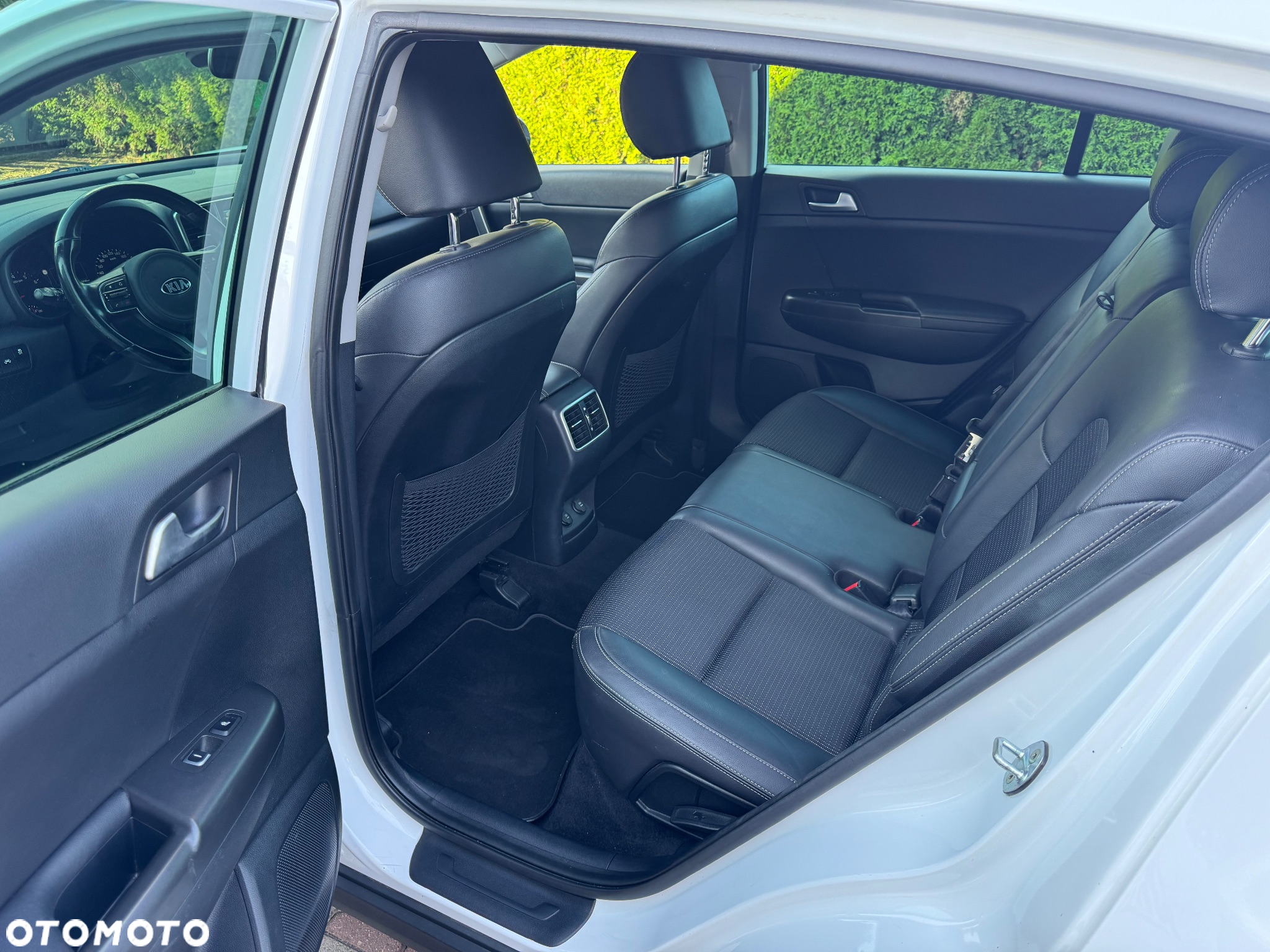 Kia Sportage 1.6 GDI L Business Line Plus 2WD - 26