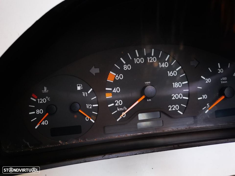 MERCEDES C 220 QUADRANTE - Q014 - 2