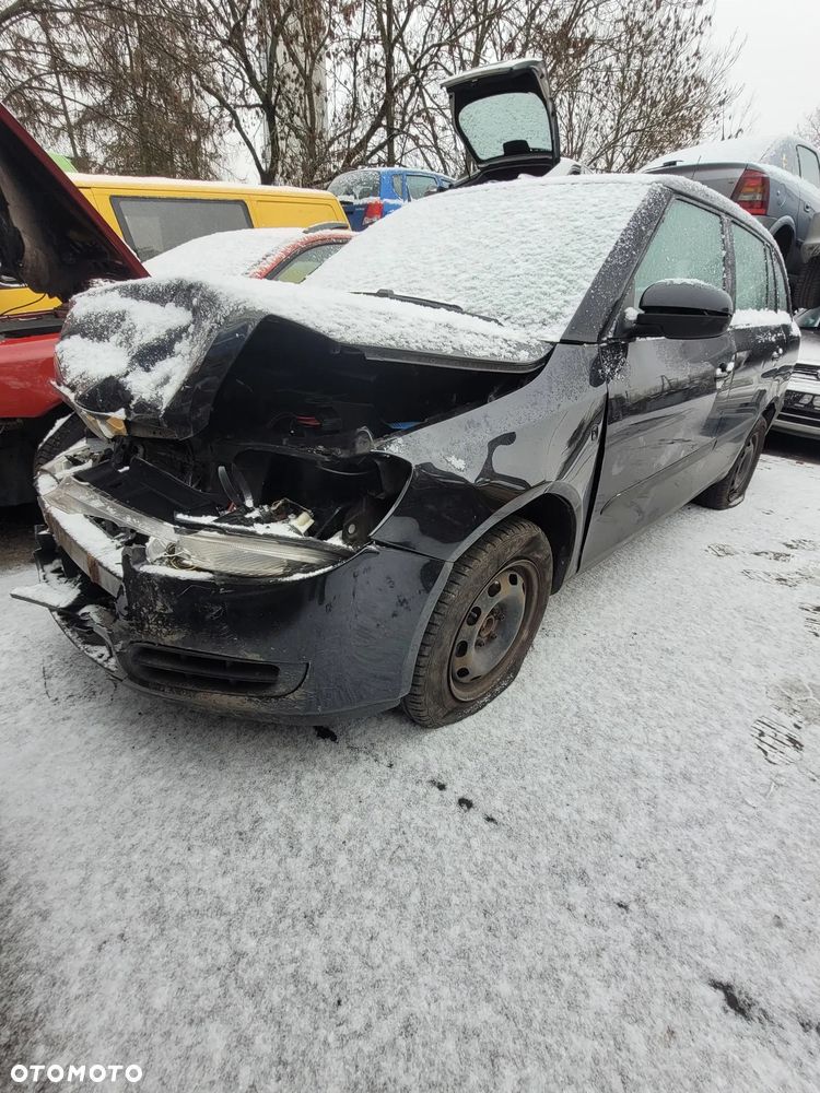 Części- Skoda fabia  Pojemność: 1896  Moc: 77kW  Rok: 2008  Diesel - 1