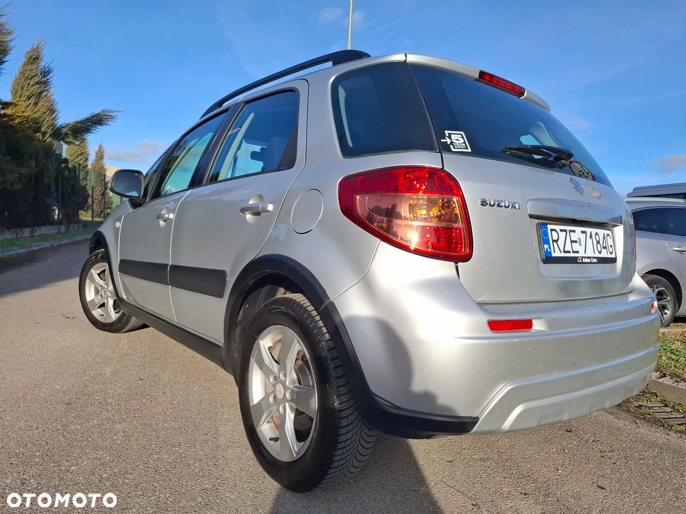 Suzuki SX4 1.6 VVT 4x2 City - 8