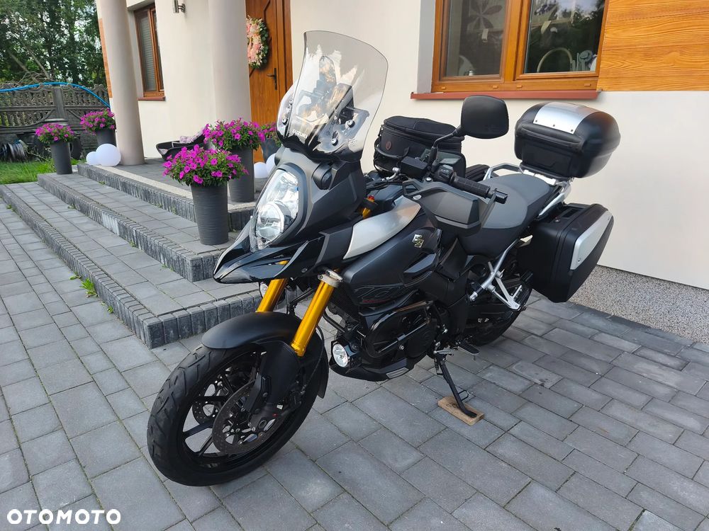 Suzuki V-STROM - 8