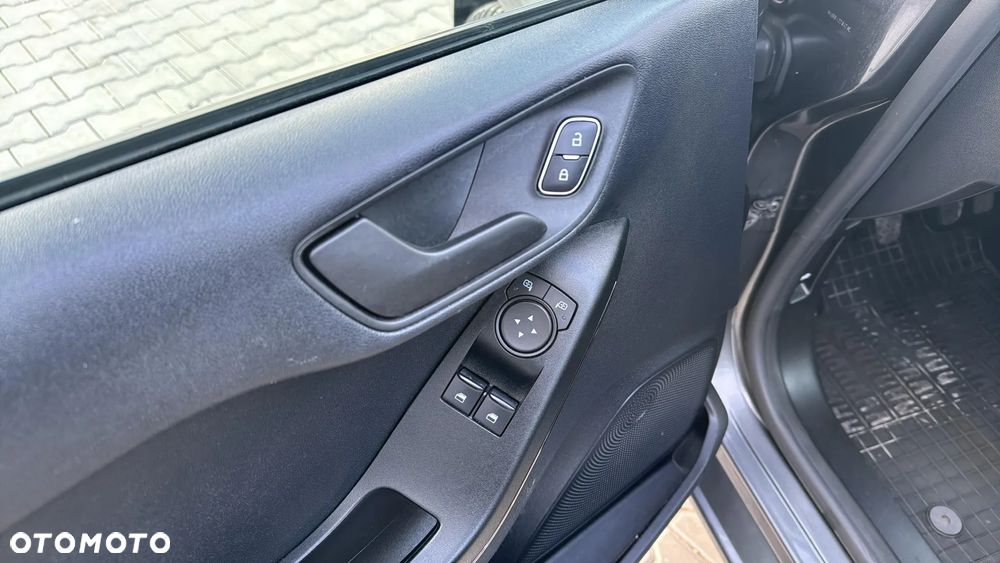 Ford Fiesta 1.1 Trend ASS - 9