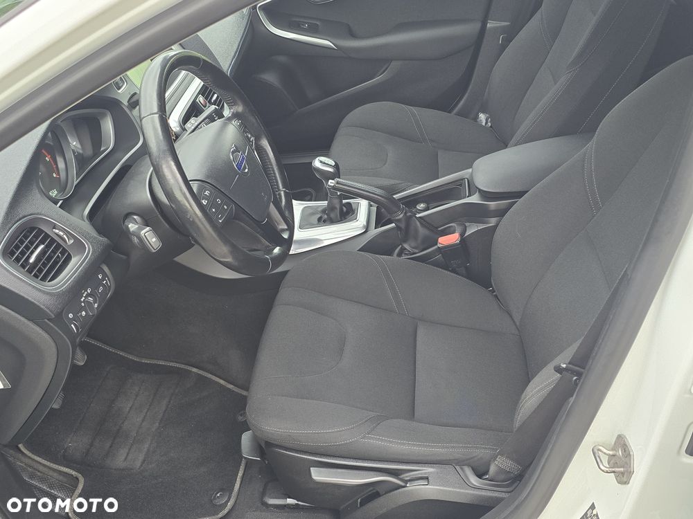 Volvo V40 - 5