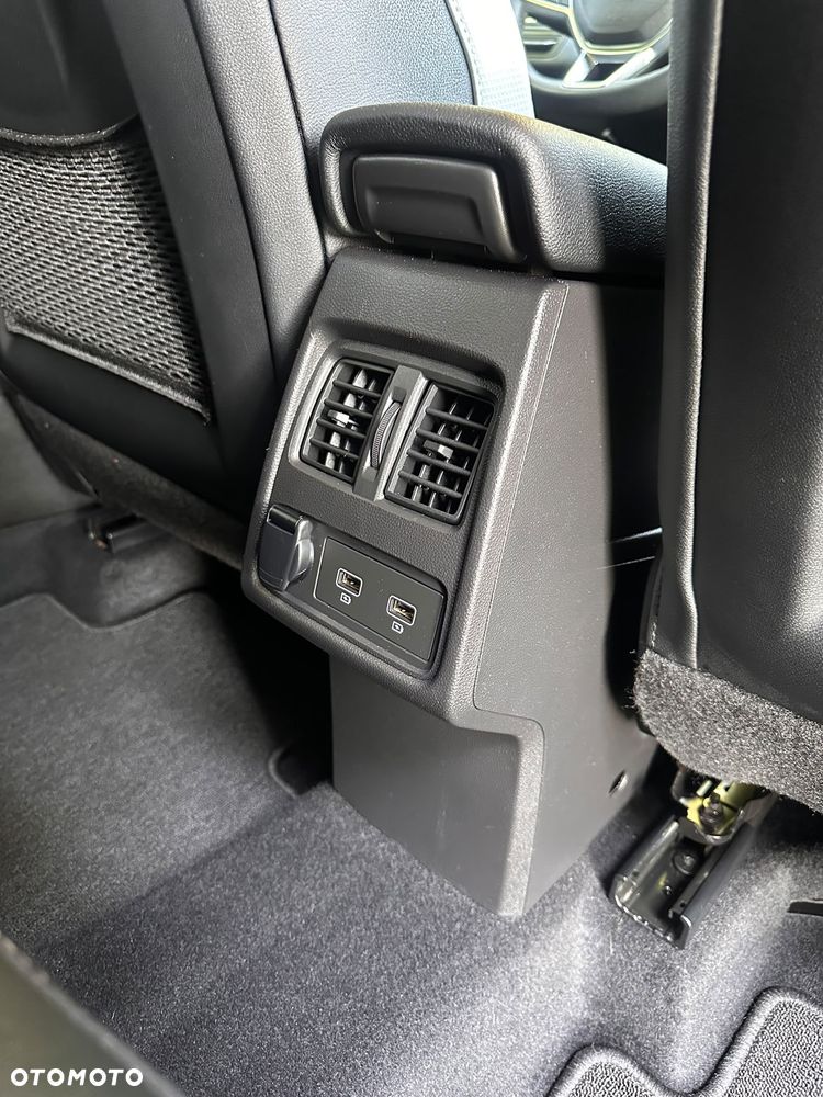 Renault Captur E-TECH Full 145 TECHNO - 28