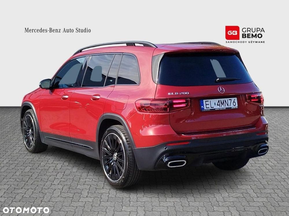 Mercedes-Benz GLB - 4