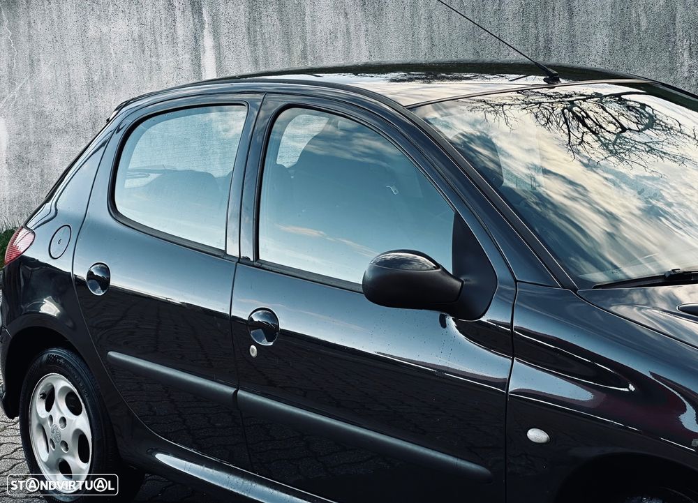 Peugeot 206 1.1 XT - 4