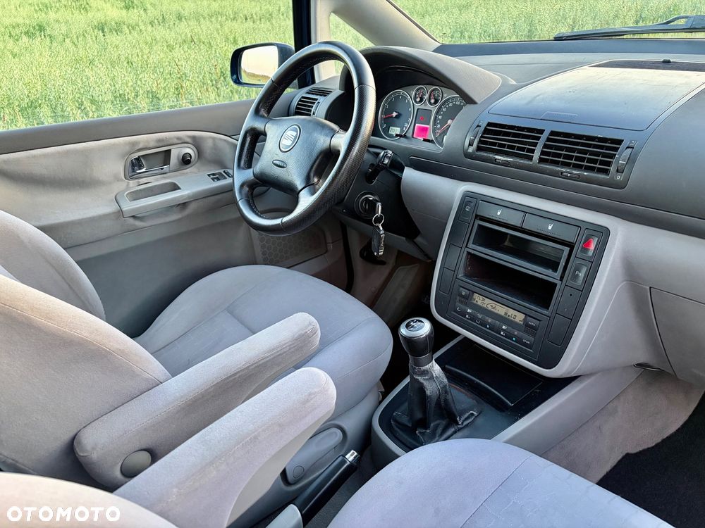 Seat Alhambra 2.0i Comfort - 13