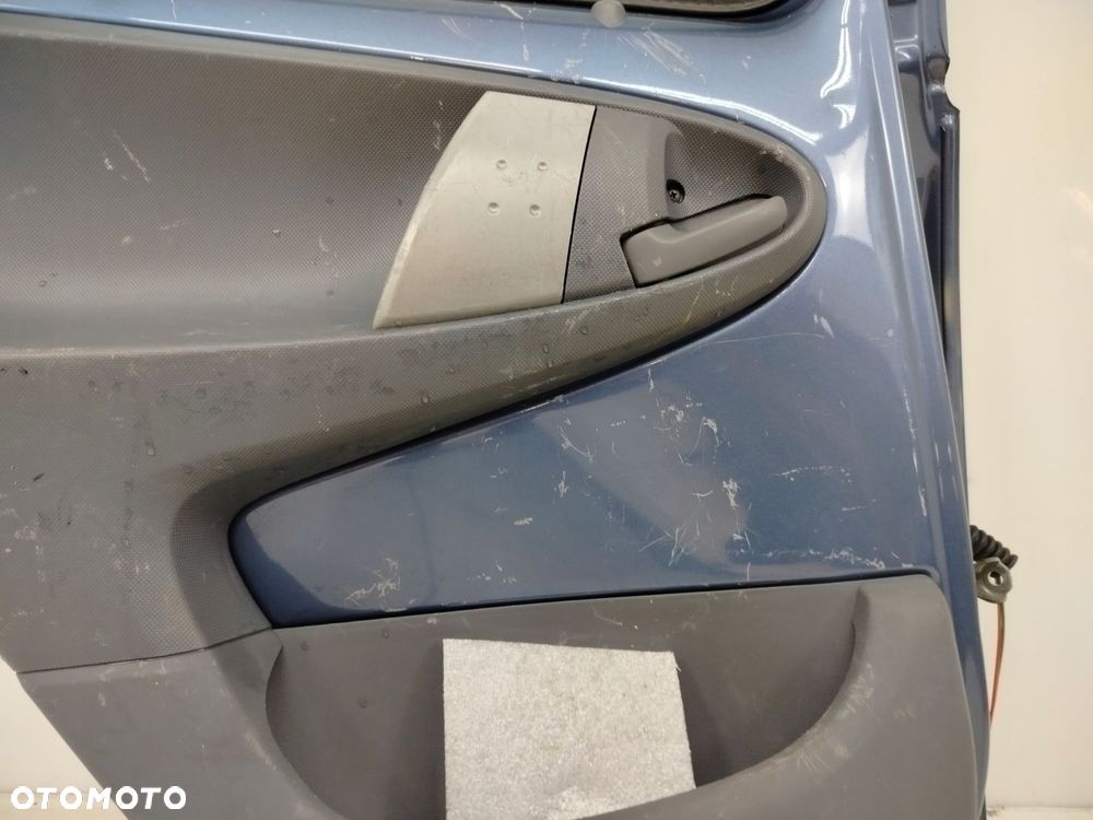toyota aygo i 05r- drzwi lewe tylne lewy tył 8r3 - 14