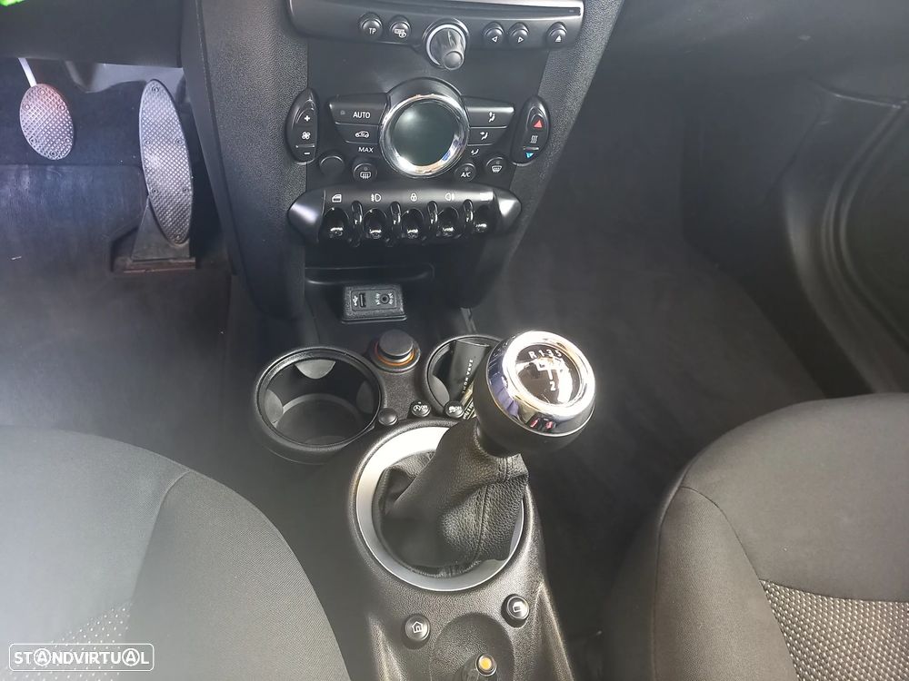 MINI Clubman One D - 9