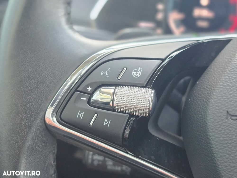 Skoda Octavia 2.0 TDI DSG Style - 17