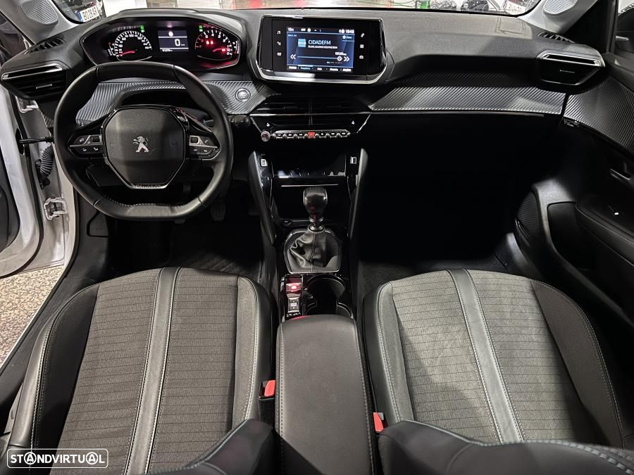 Peugeot 208 1.2 PureTech Allure - 19