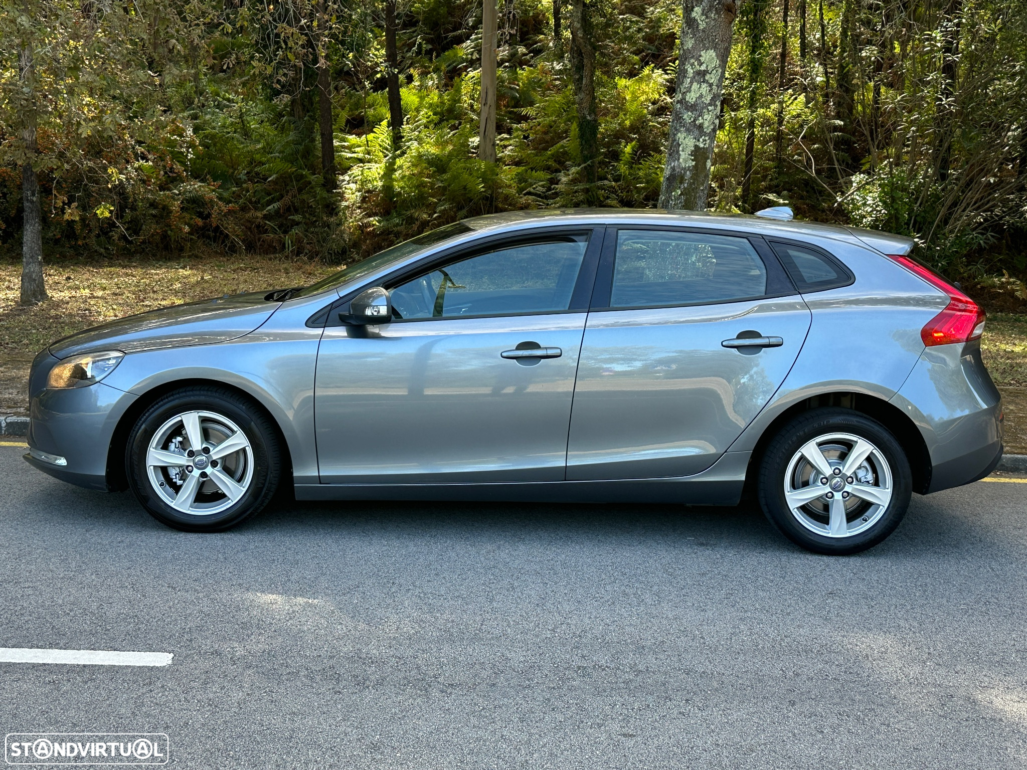 Volvo V40 1.6 D2 Kinetic - 15