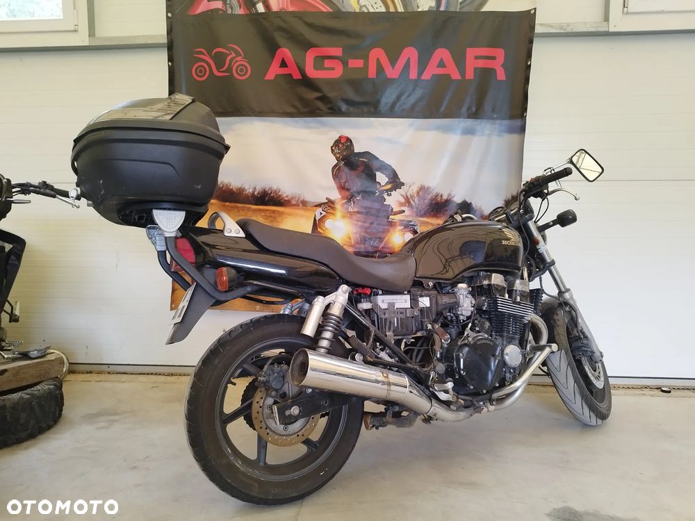 Honda CB - 8