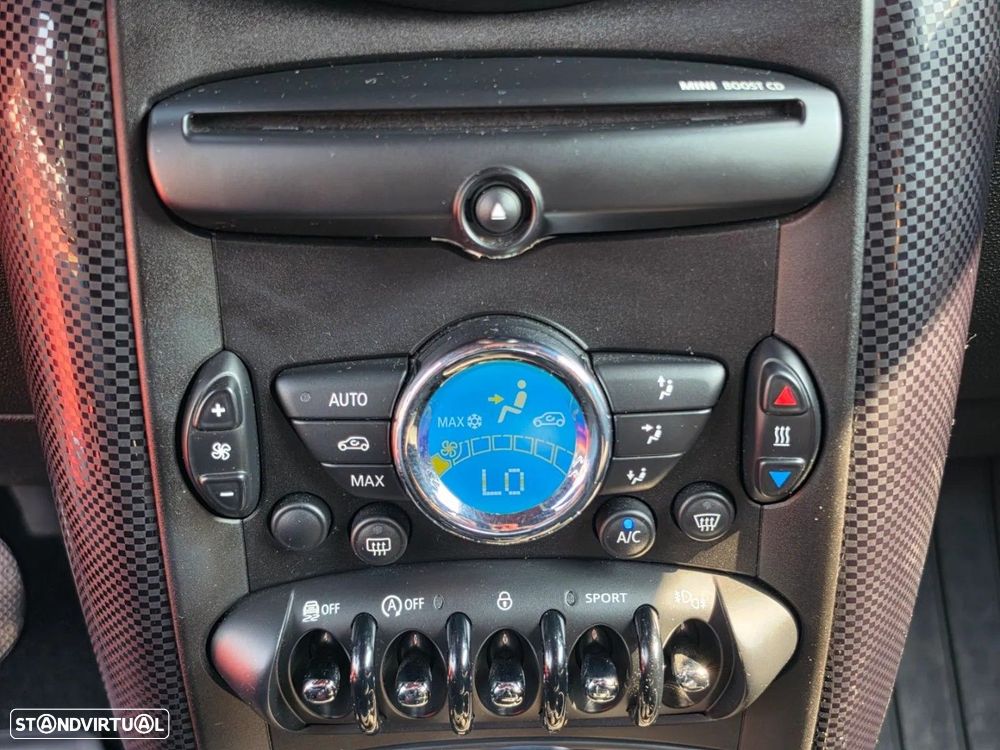 MINI Paceman Cooper D - 19