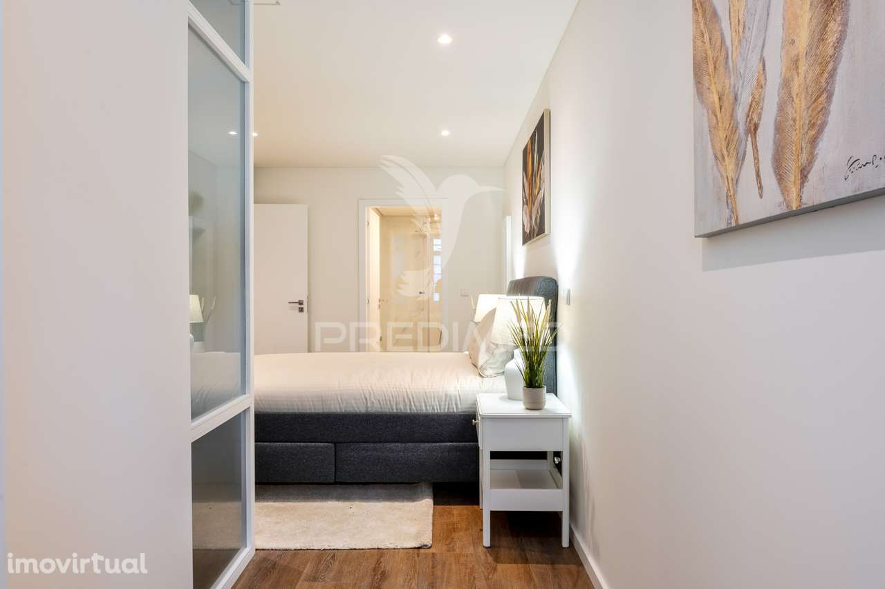 Apartamento T1+1 novo - Junto à Batalha - Porto - Grande imagem: 5/25